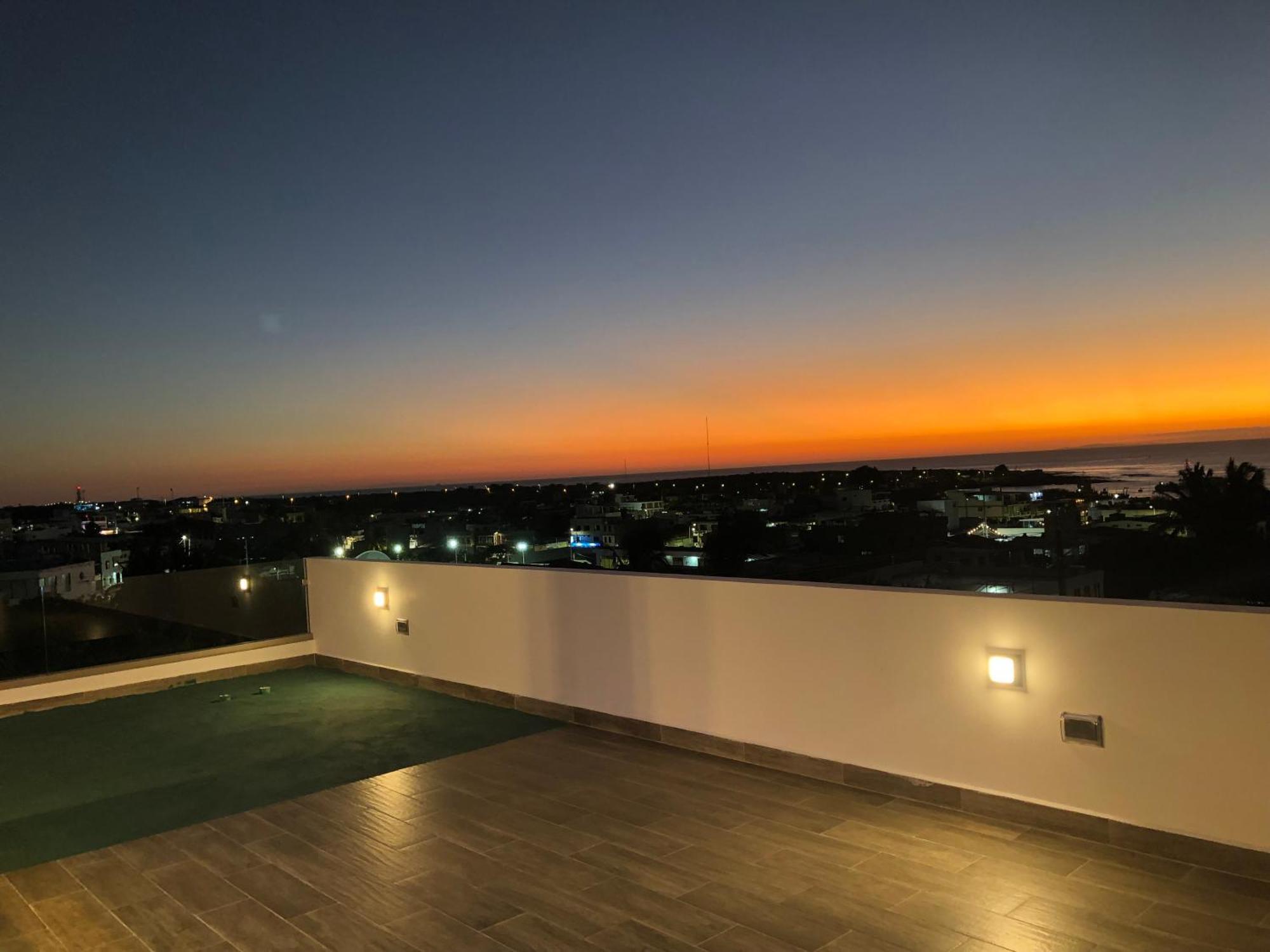 Suites En El Paraiso San Cristobal Galapagos 푸에르토 바케리조 모레노 외부 사진