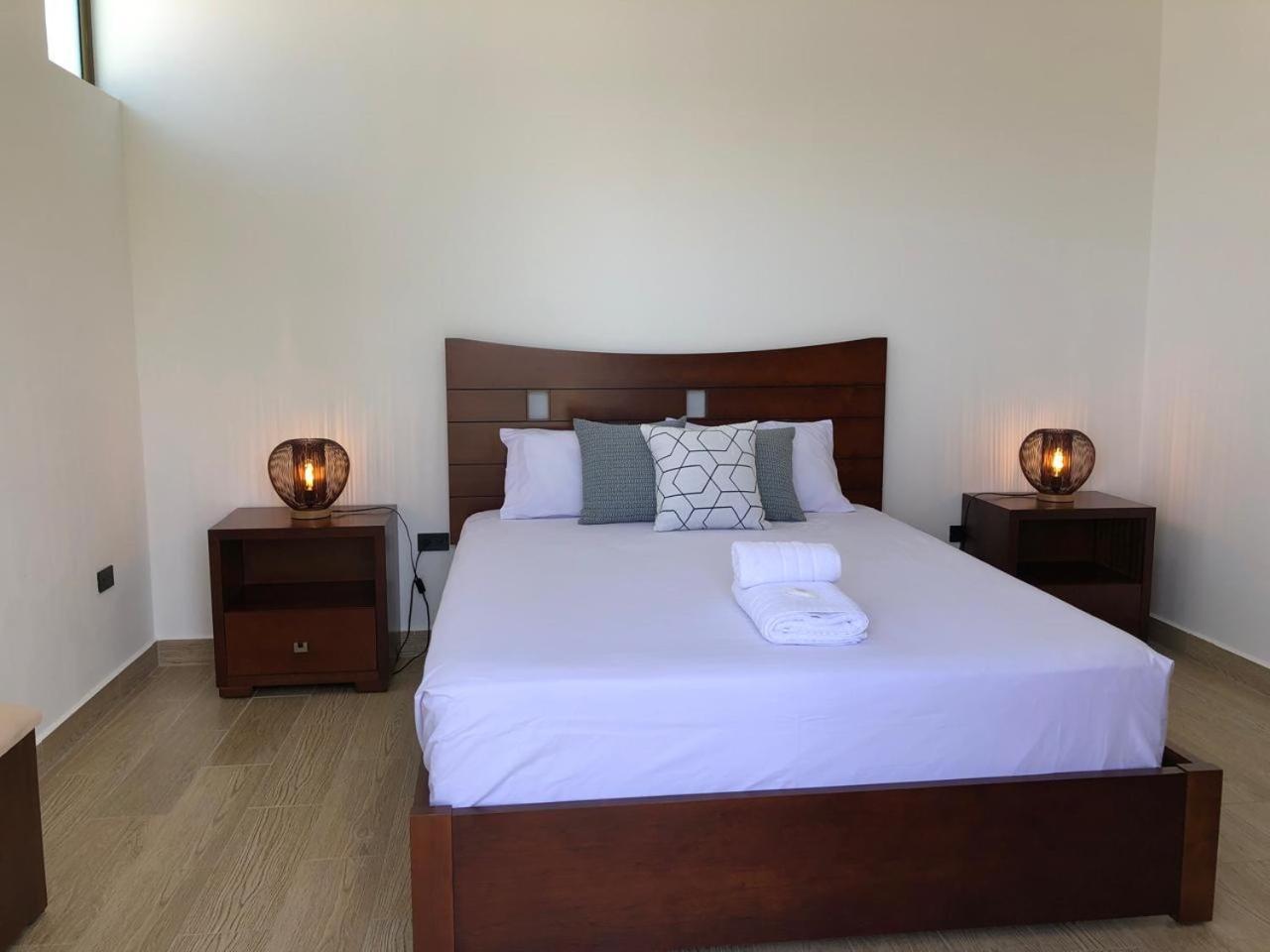 Suites En El Paraiso San Cristobal Galapagos 푸에르토 바케리조 모레노 외부 사진